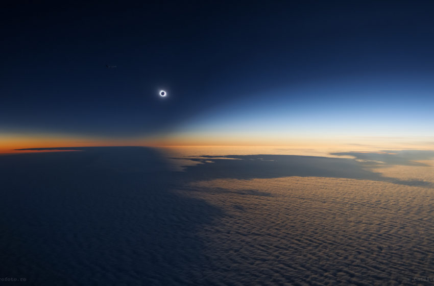  Eclipsă peste Antarctica – Sau cum să fotografiezi o eclipsă de la capătul Pământului